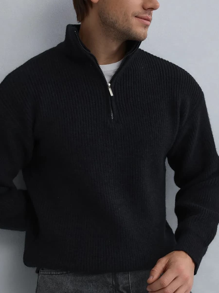 Свитер с горлом на полузамке