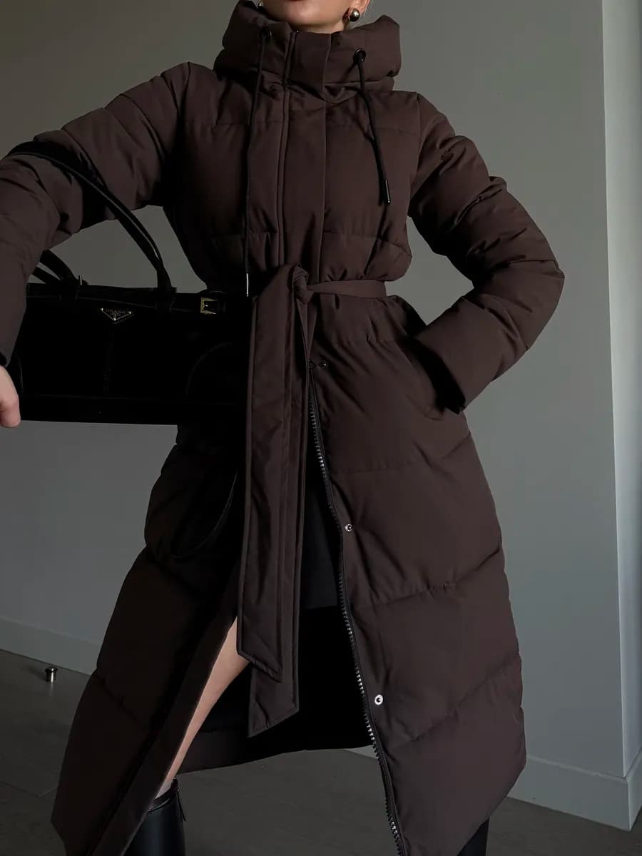 Пуховик зимний длинный с капюшоном