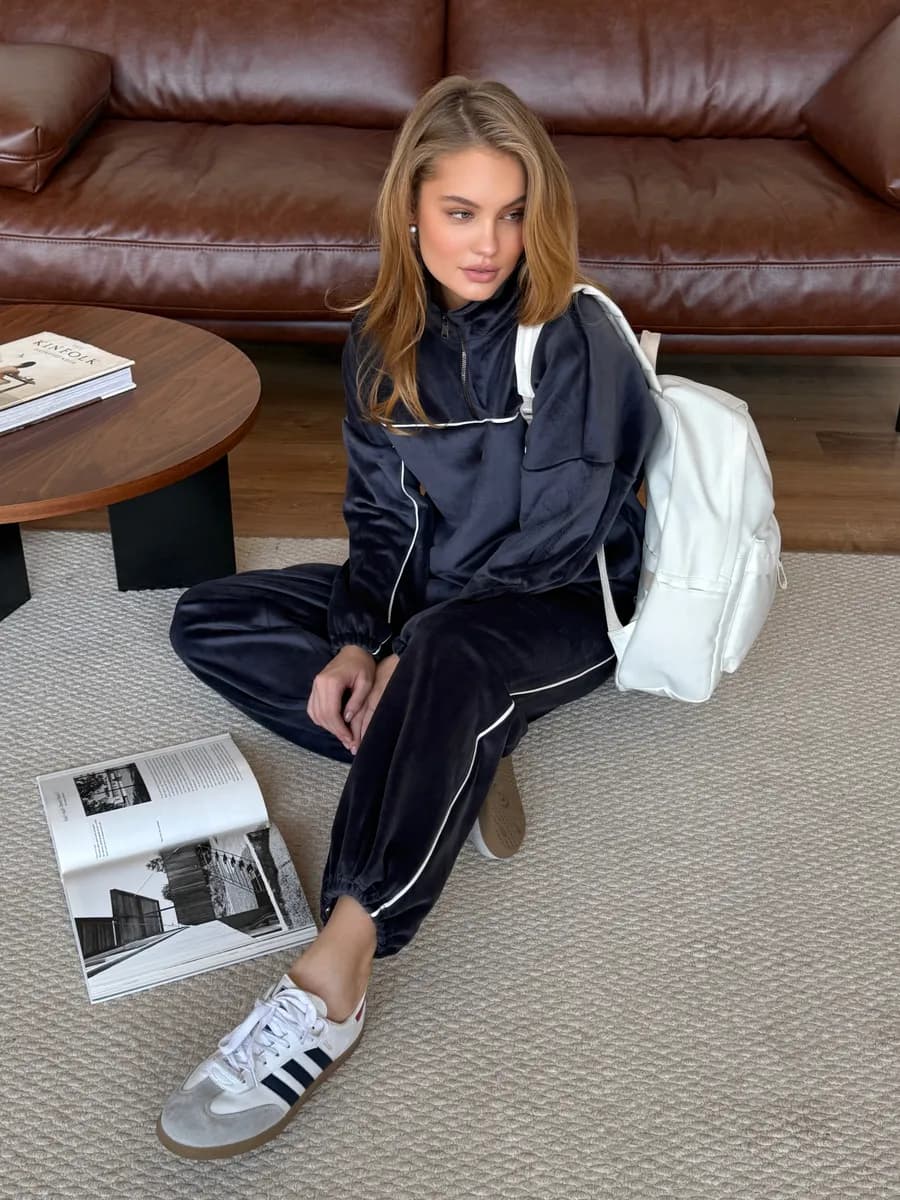 Костюм спортивный велюровый теплый