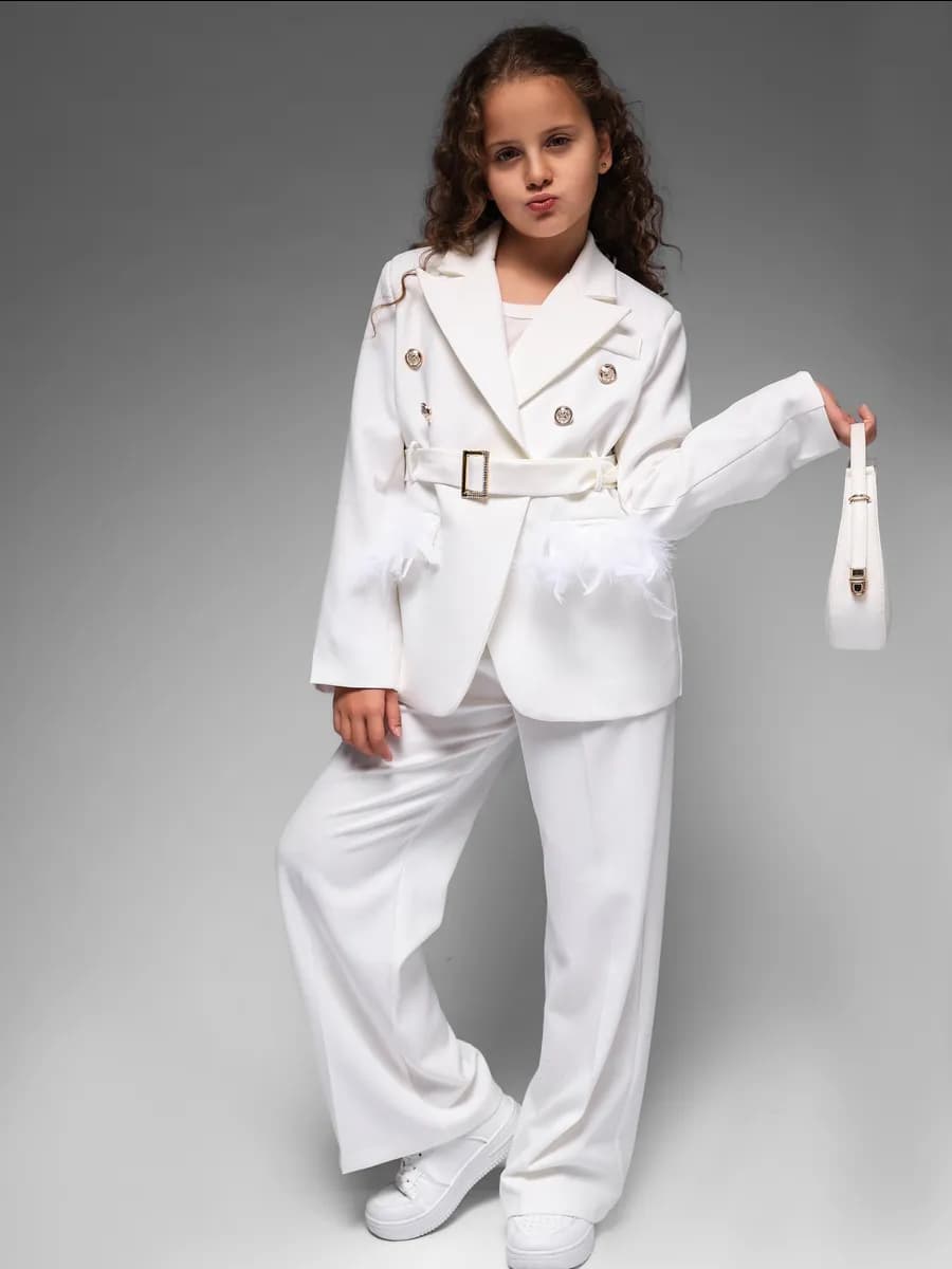 Нарядный брючный костюм