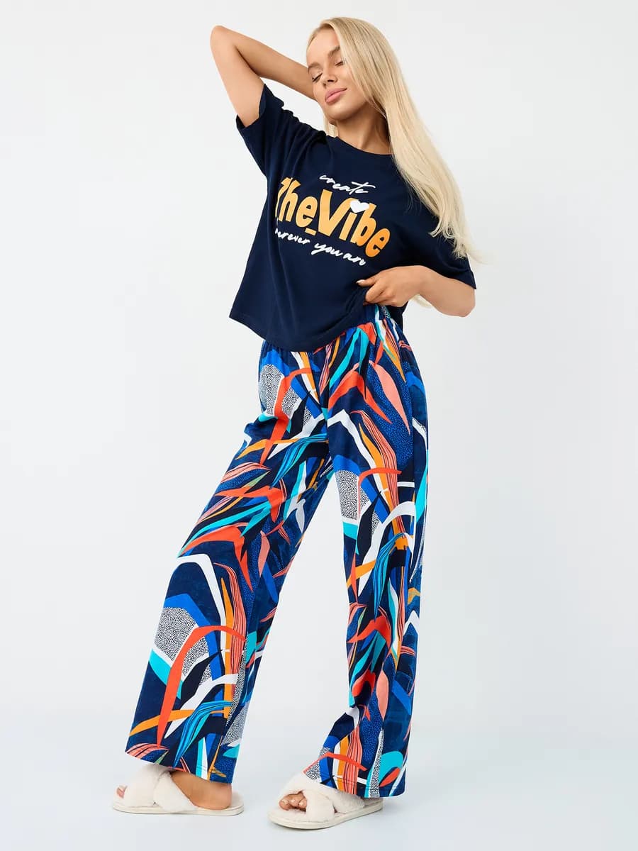 Домашний костюм с брюками больших размеров