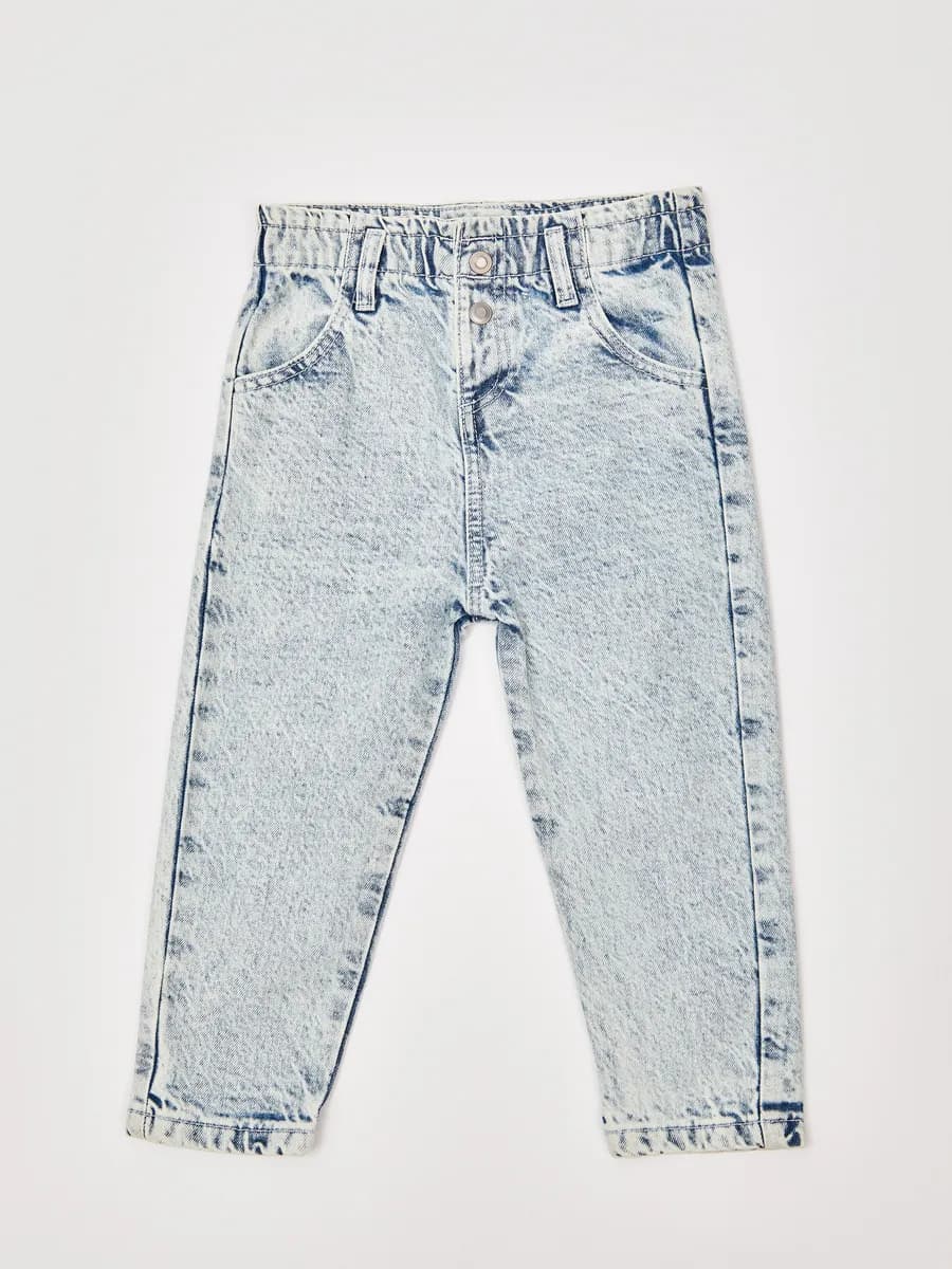 Джинсы прямого кроя на высокой посадке