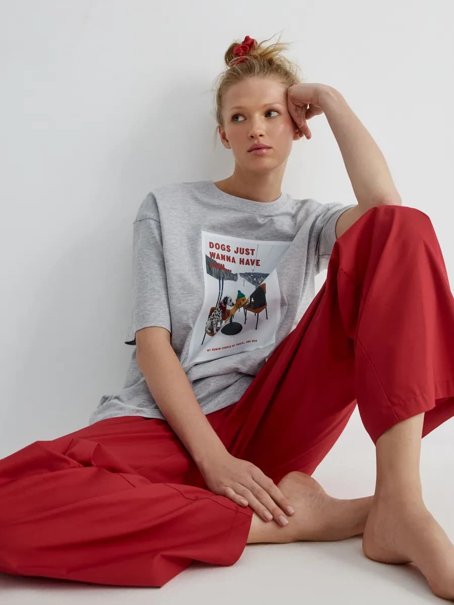 Домашние красные брюки с двойным поясом