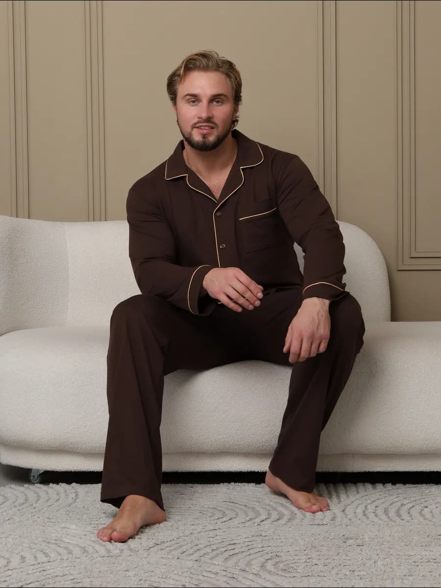 Пижама со штанами и рубашкой с длинным рукавом