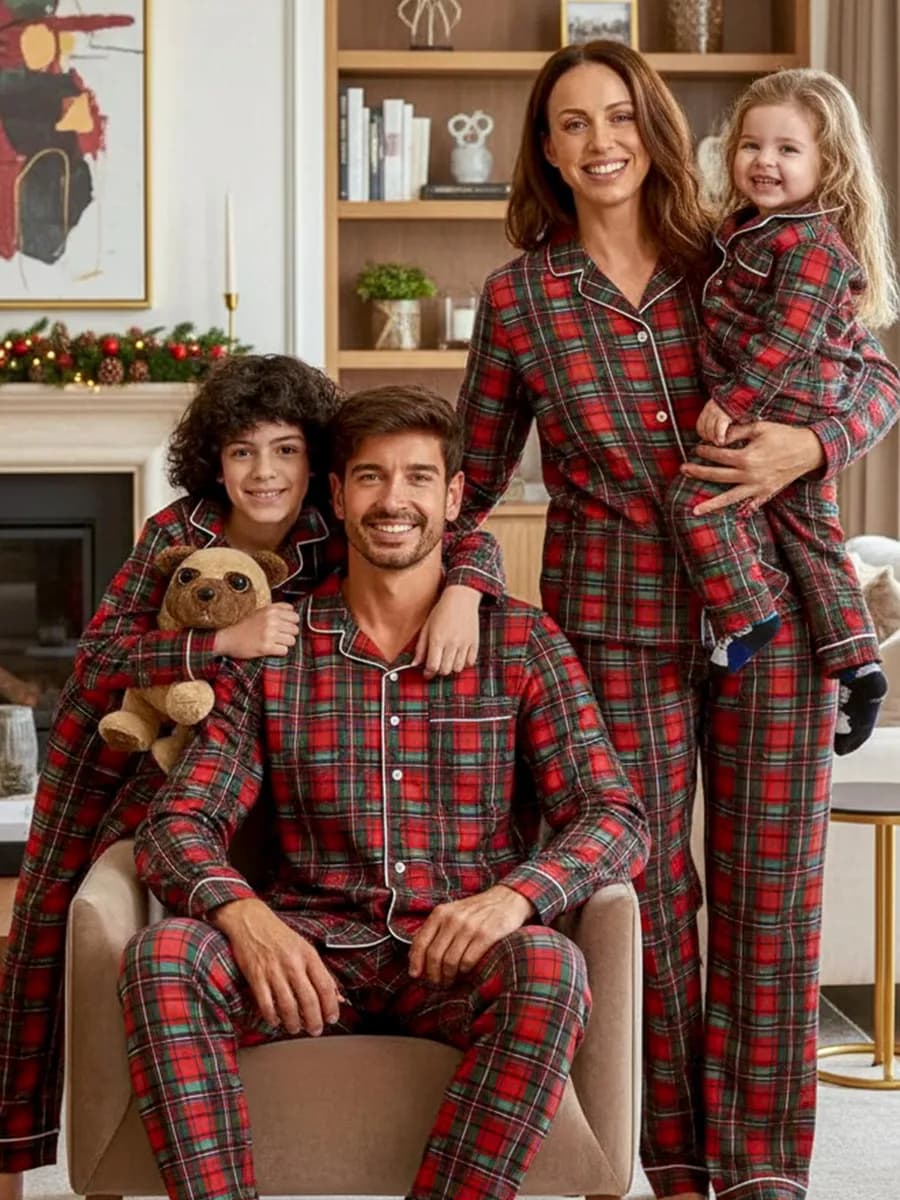 Пижама в клетку семейная детская для мальчика и девочки