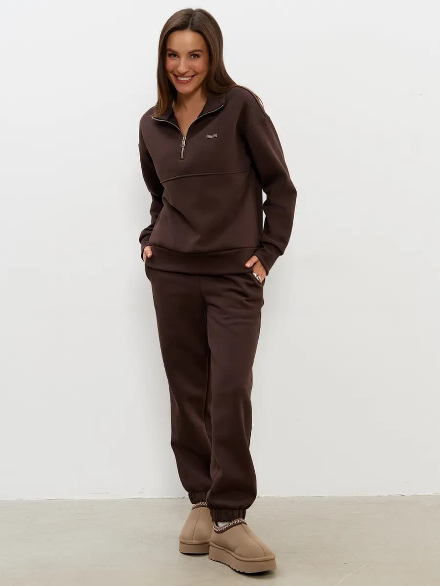 Костюм спортивный