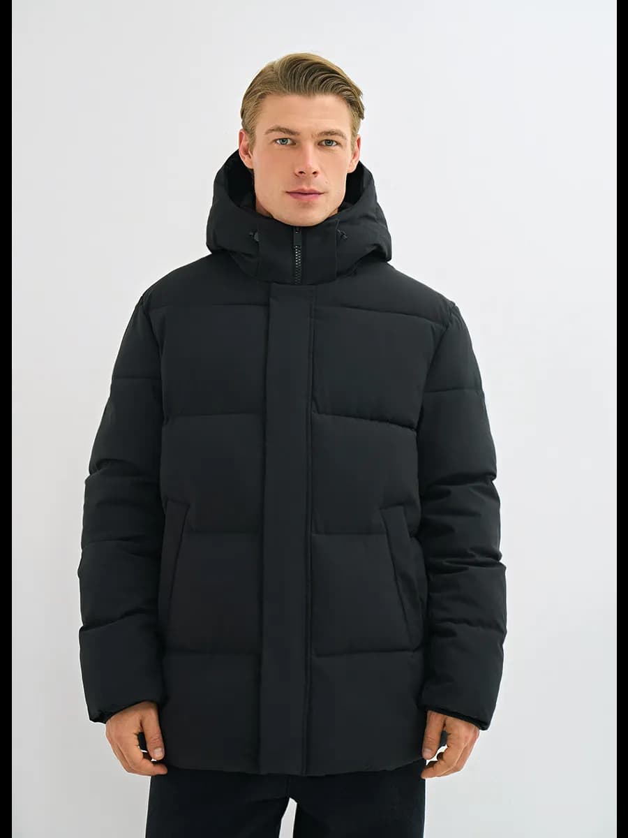 Утеплённая куртка с капюшоном