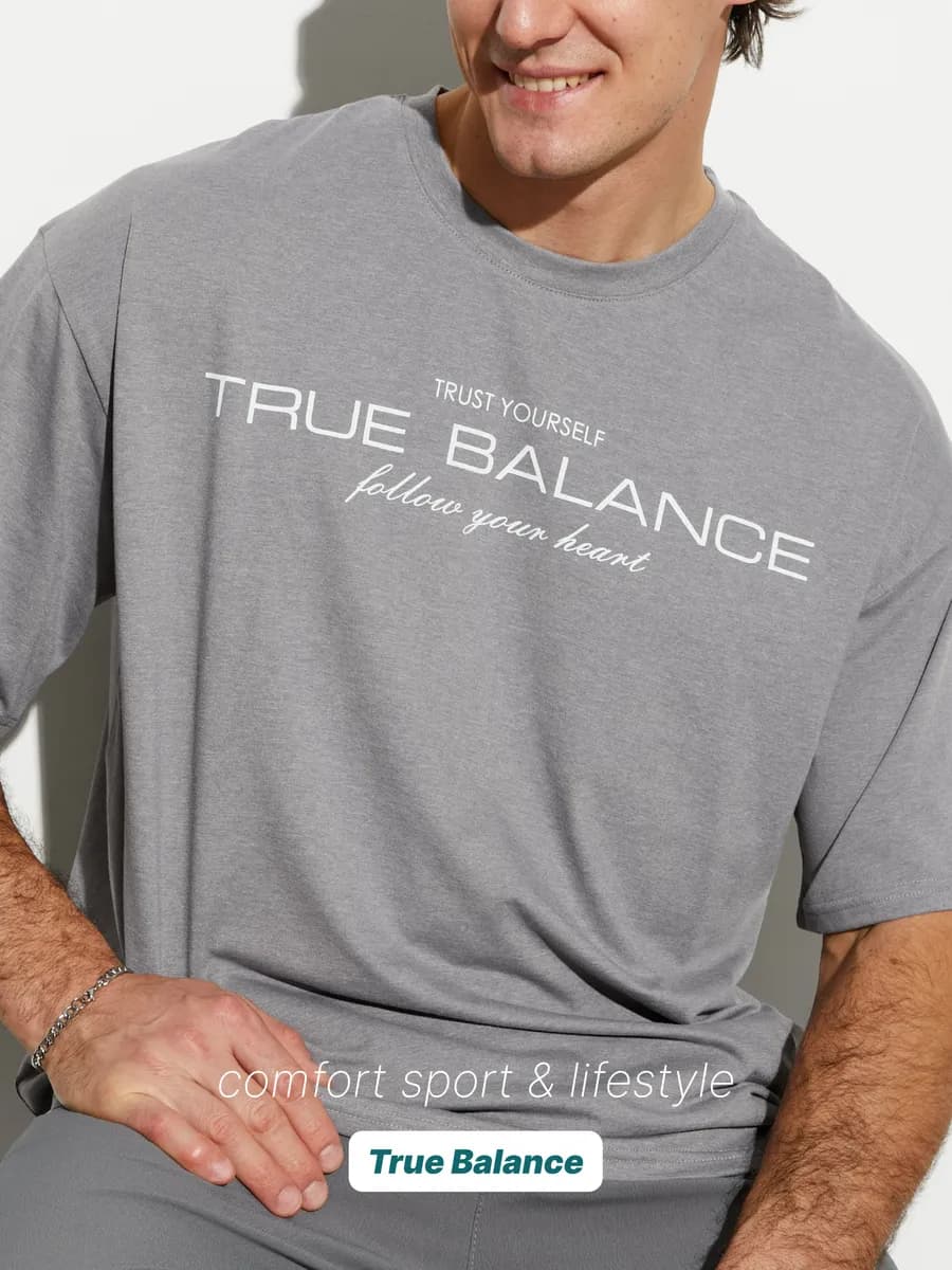 Футболка мужская хлопковая с круглым вырезом и принтом