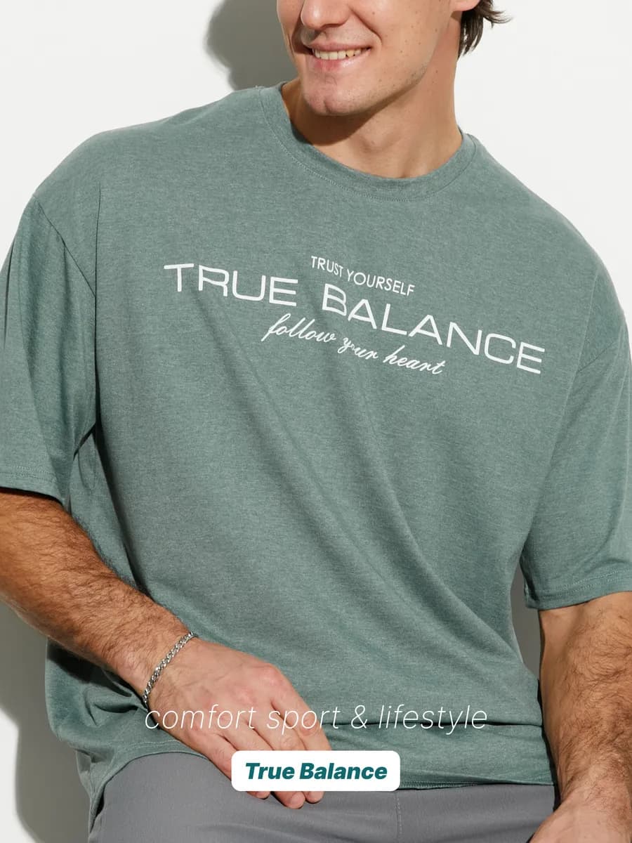 Футболка мужская хлопковая с круглым вырезом и принтом