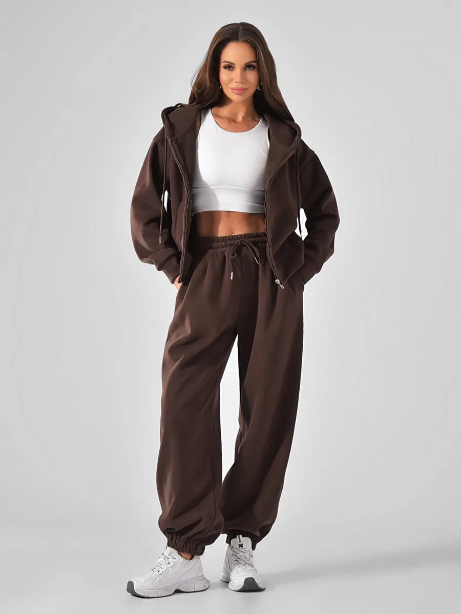 Теплый спортивный костюм на молнии с начесом