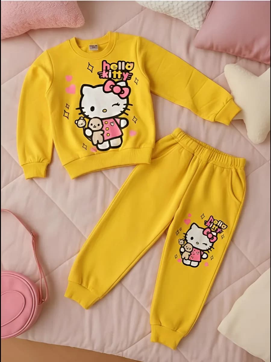 Спортивный костюм для девочки