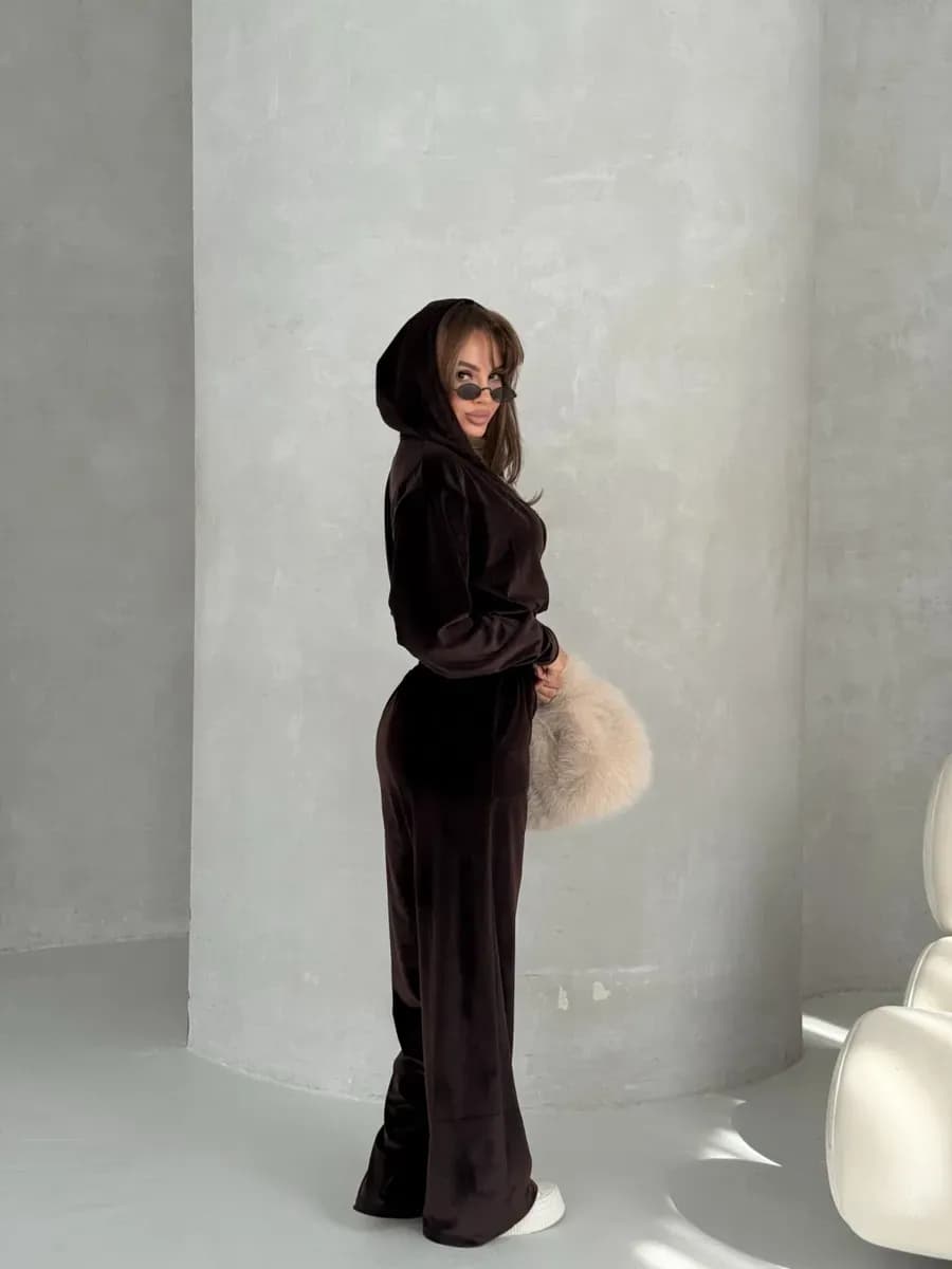 Велюровый костюм двойка