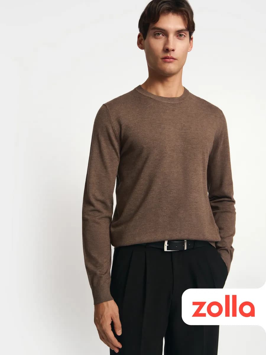 Тонкий мужской джемпер