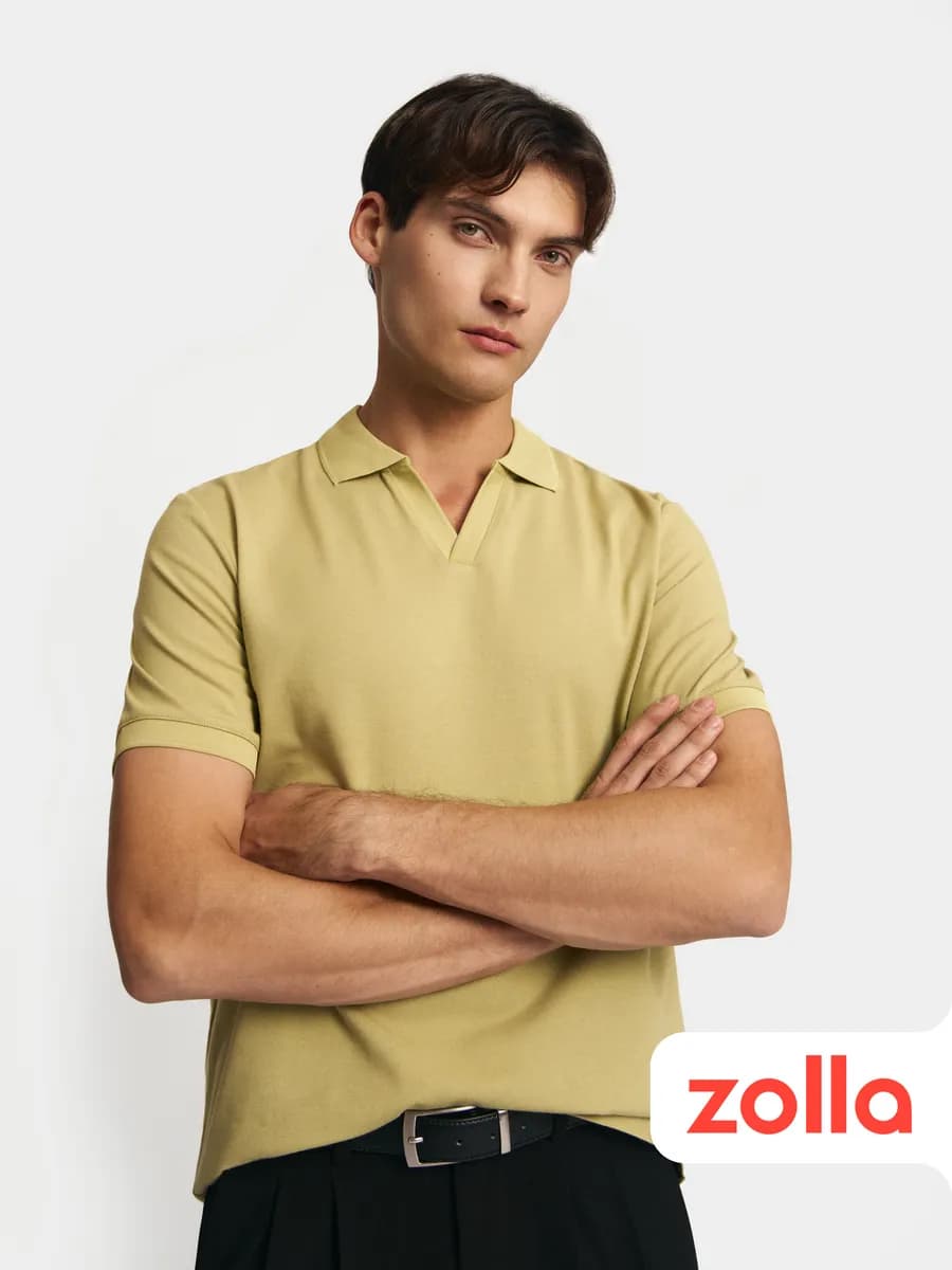 Мужская футболка поло с вырезом