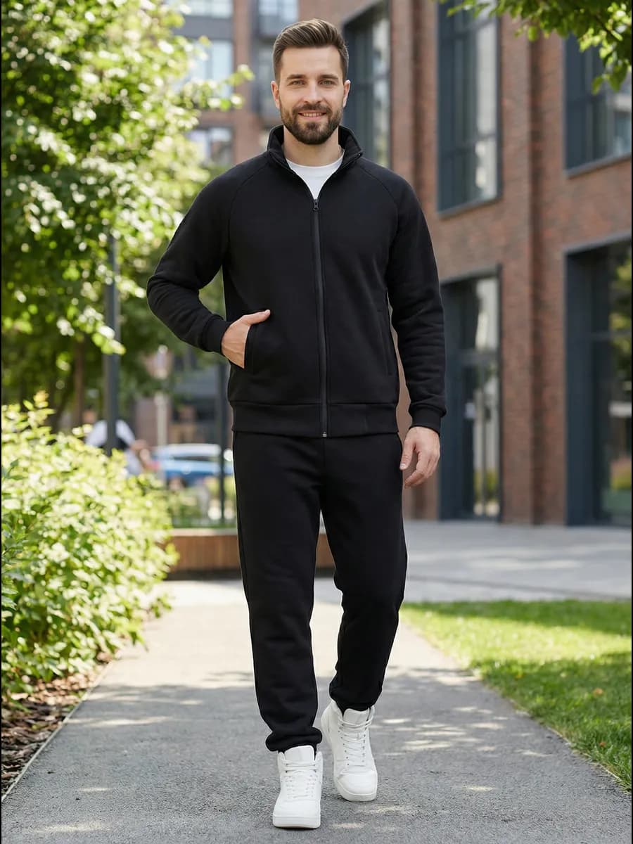 Спортивный костюм теплый на молнии