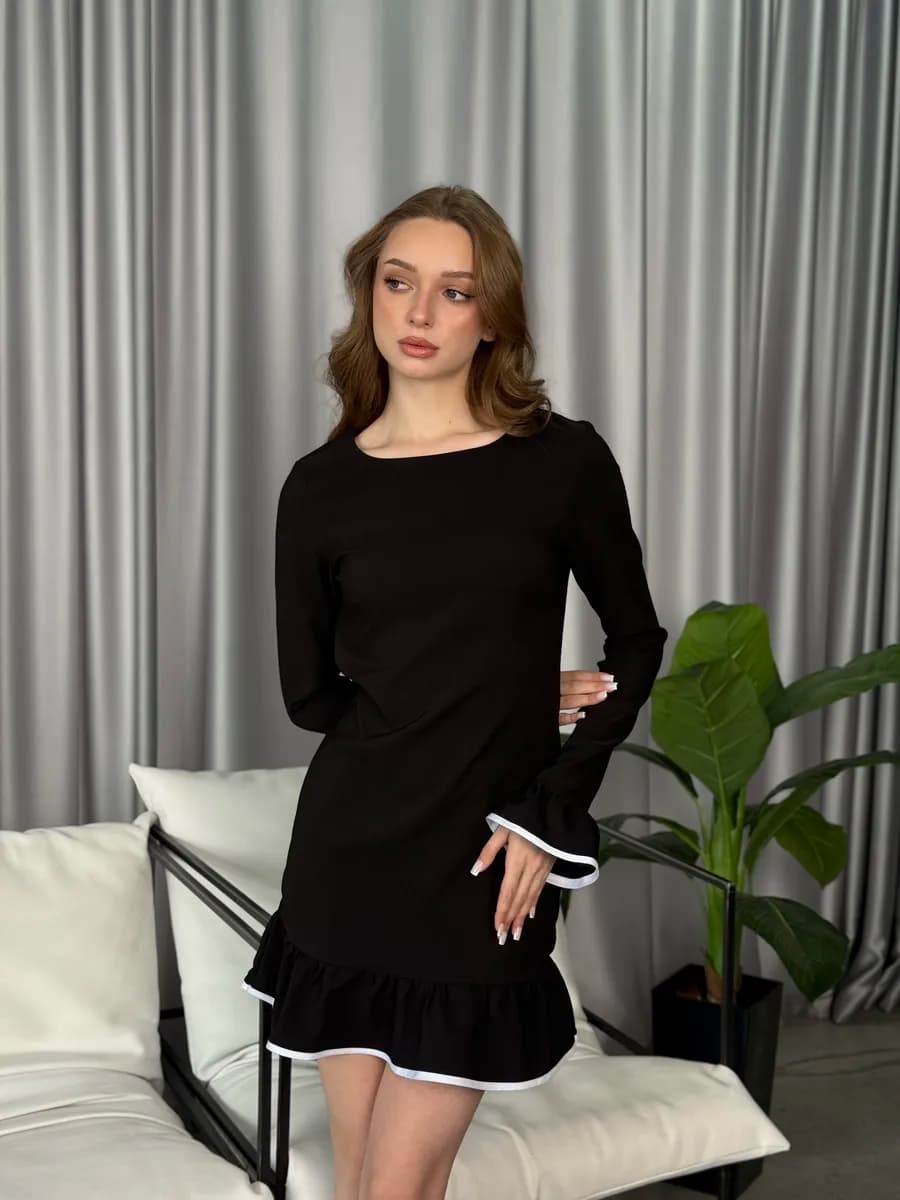 Платье нарядное короткое с воланами праздничное