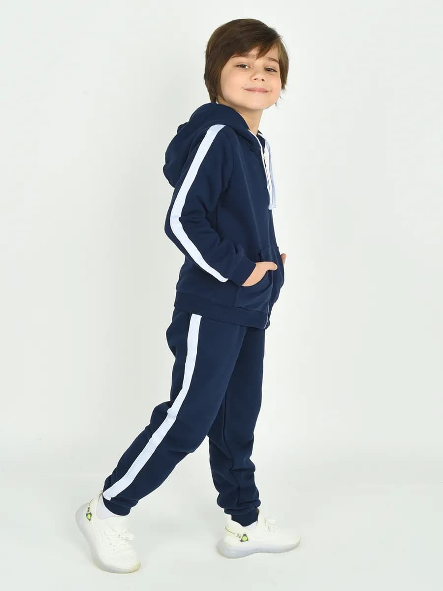 Спортивный костюм для мальчика теплый