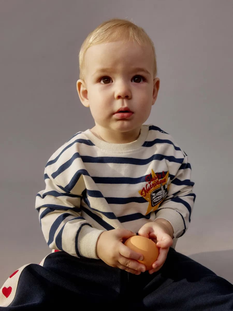 Свитшот из хлопка в полоску с вышивкой