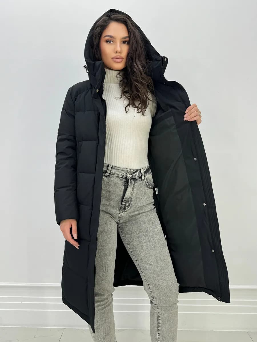 Пуховик зимний длинный с капюшоном