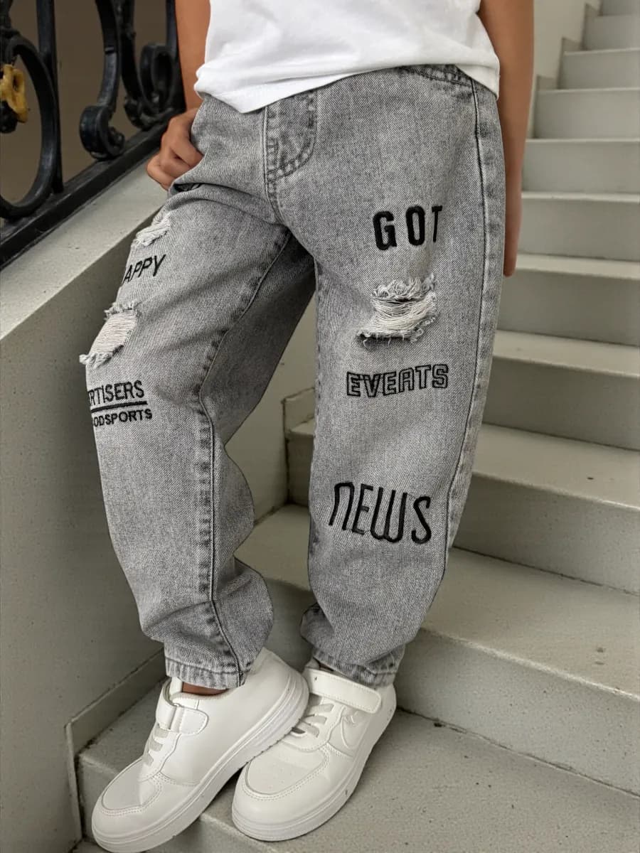 Джинсы детские на резинке бананы рваные с принтом