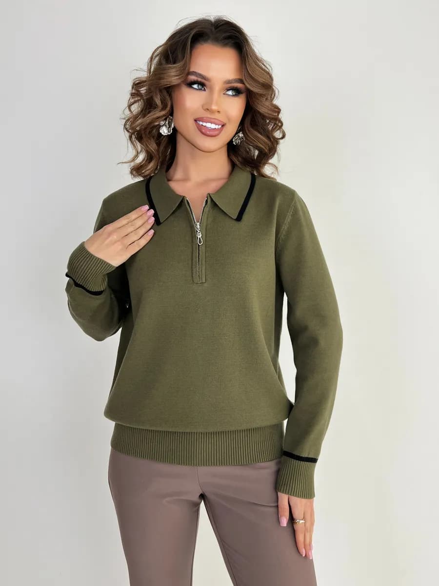 Стильный джемпер на молнии