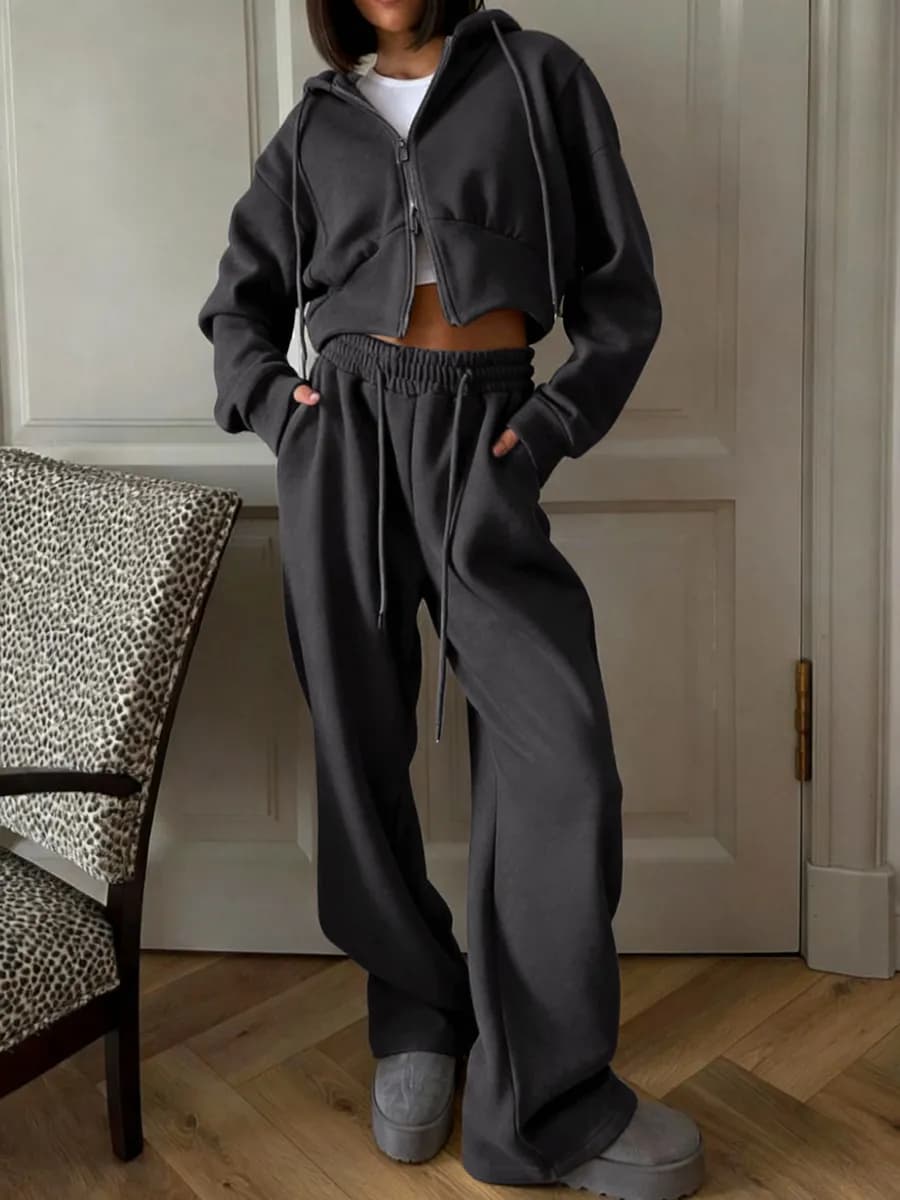 Спортивный костюм оверсайз женский