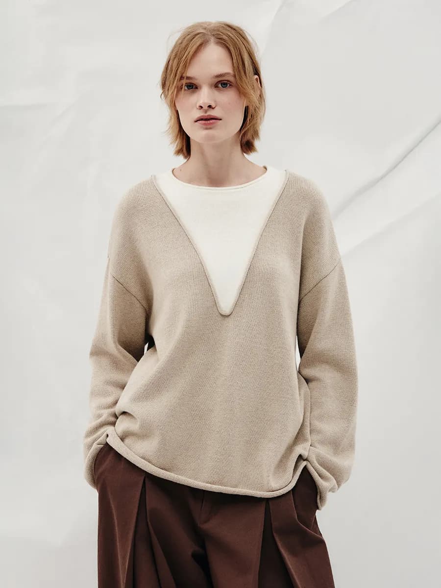 Джемпер вязаный оверсайз с имитацией второго слоя