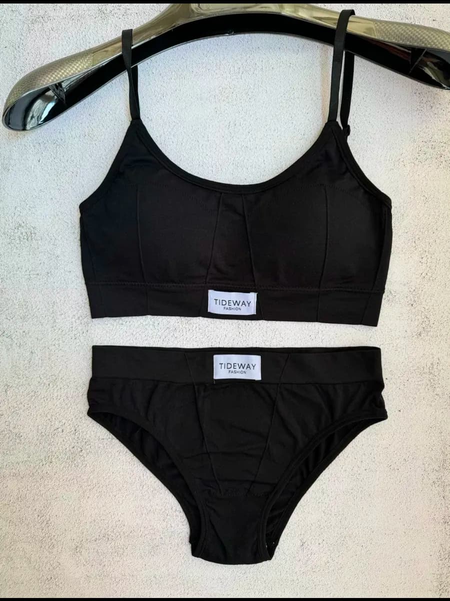 Комплект нижнего беля топ и трусы без костей