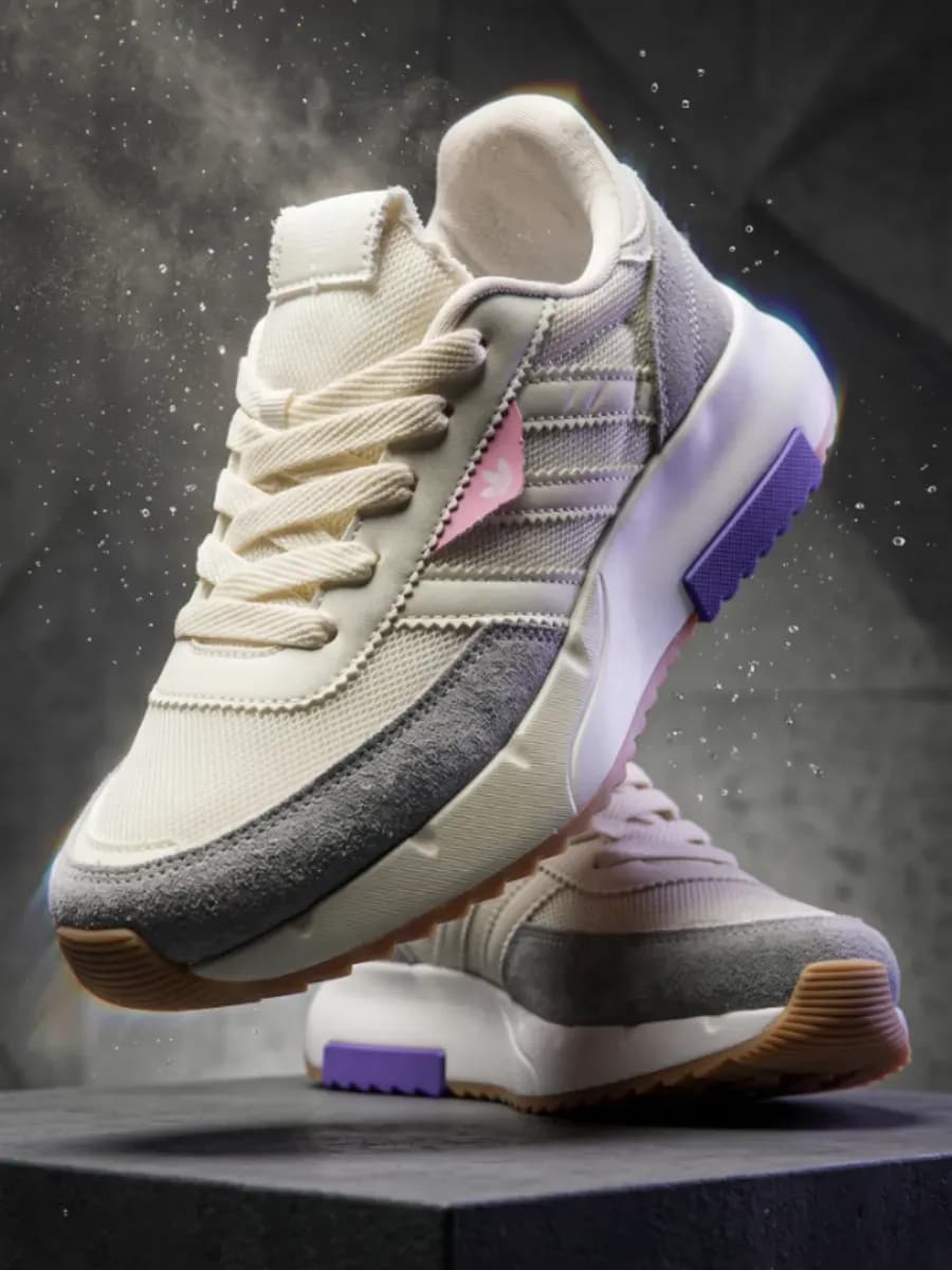 Кроссовки спортивные женские