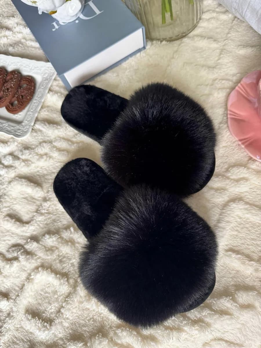 Домашние тапочки меховые