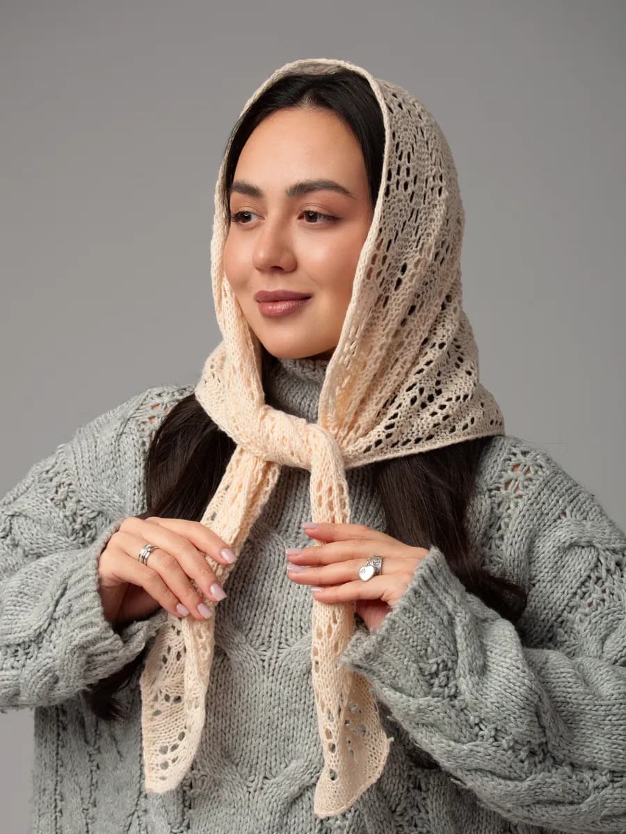 Косынка вязаная ажурная бандана весна