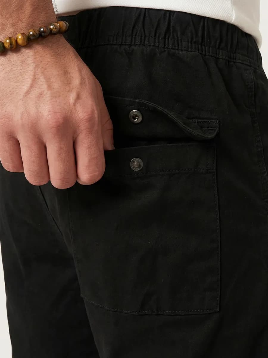 Брюки мужские зауженные