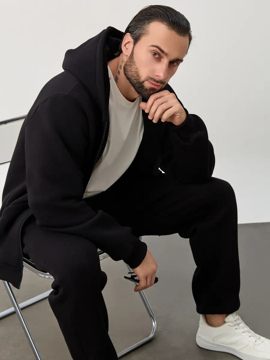 Спортивный костюм на молнии с начесом