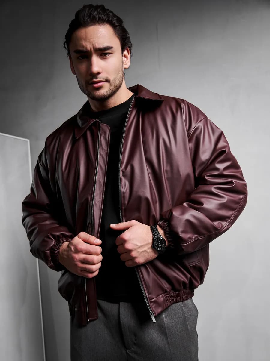 Бомбер утепленный оверсайз с воротником