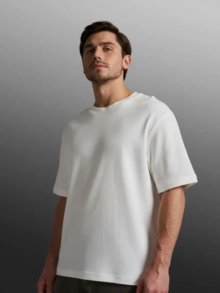 Футболка из хлопка свободного кроя