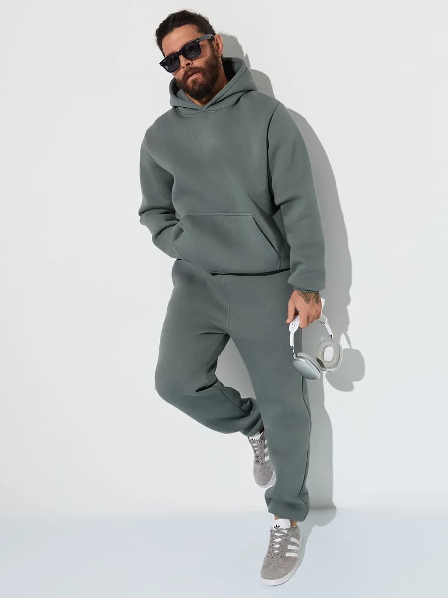 Спортивный костюм теплый с начесом