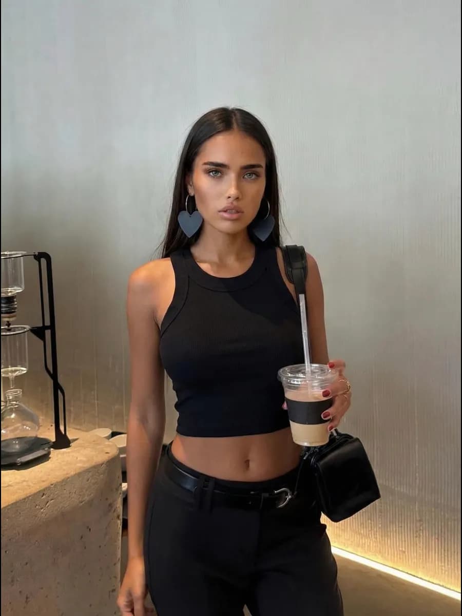 Кроп топ под пиджак в рубчик укороченный