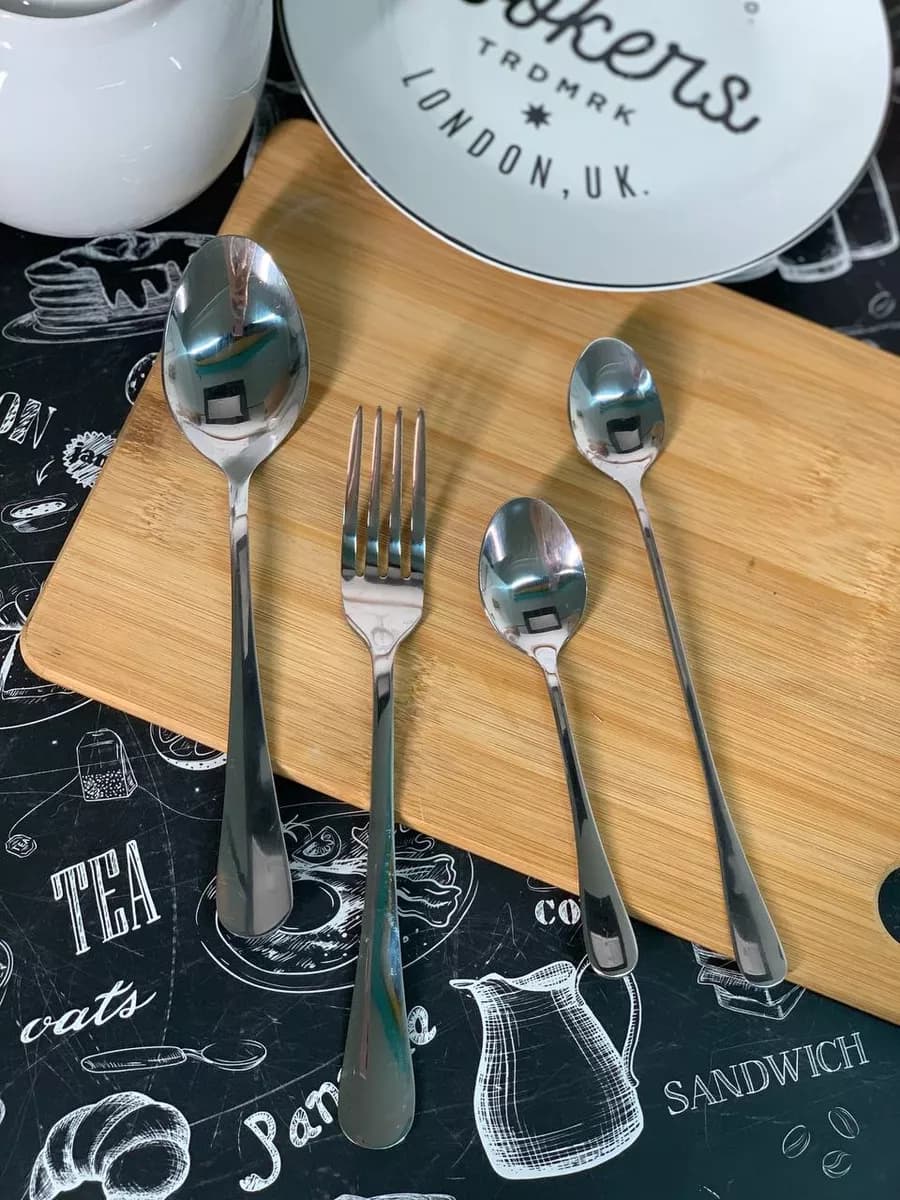 Набор столовых приборов