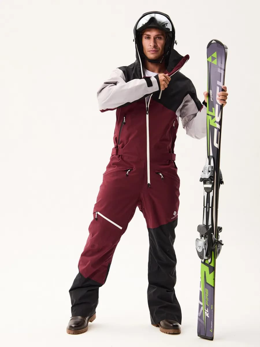 Комбинезон горнолыжный с капюшоном