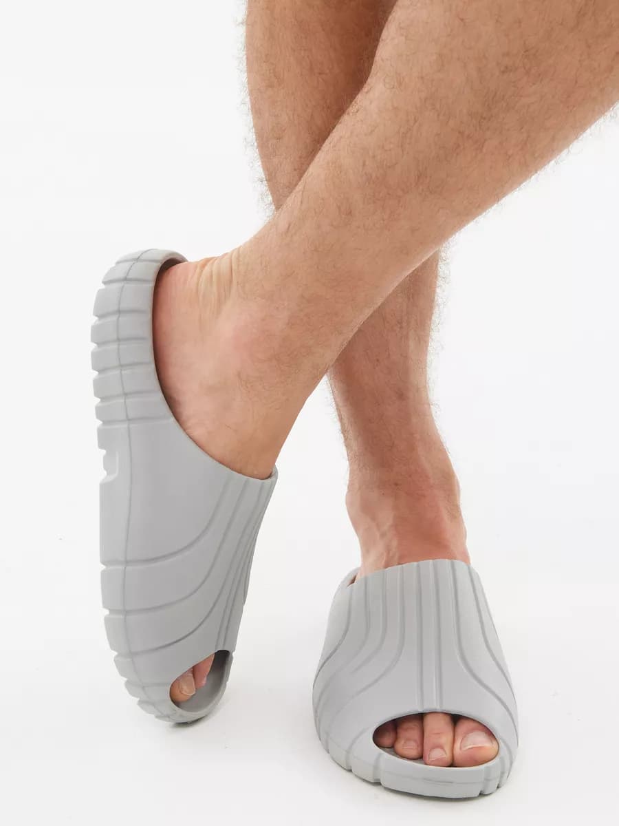 Сланцы резиновые пляжные