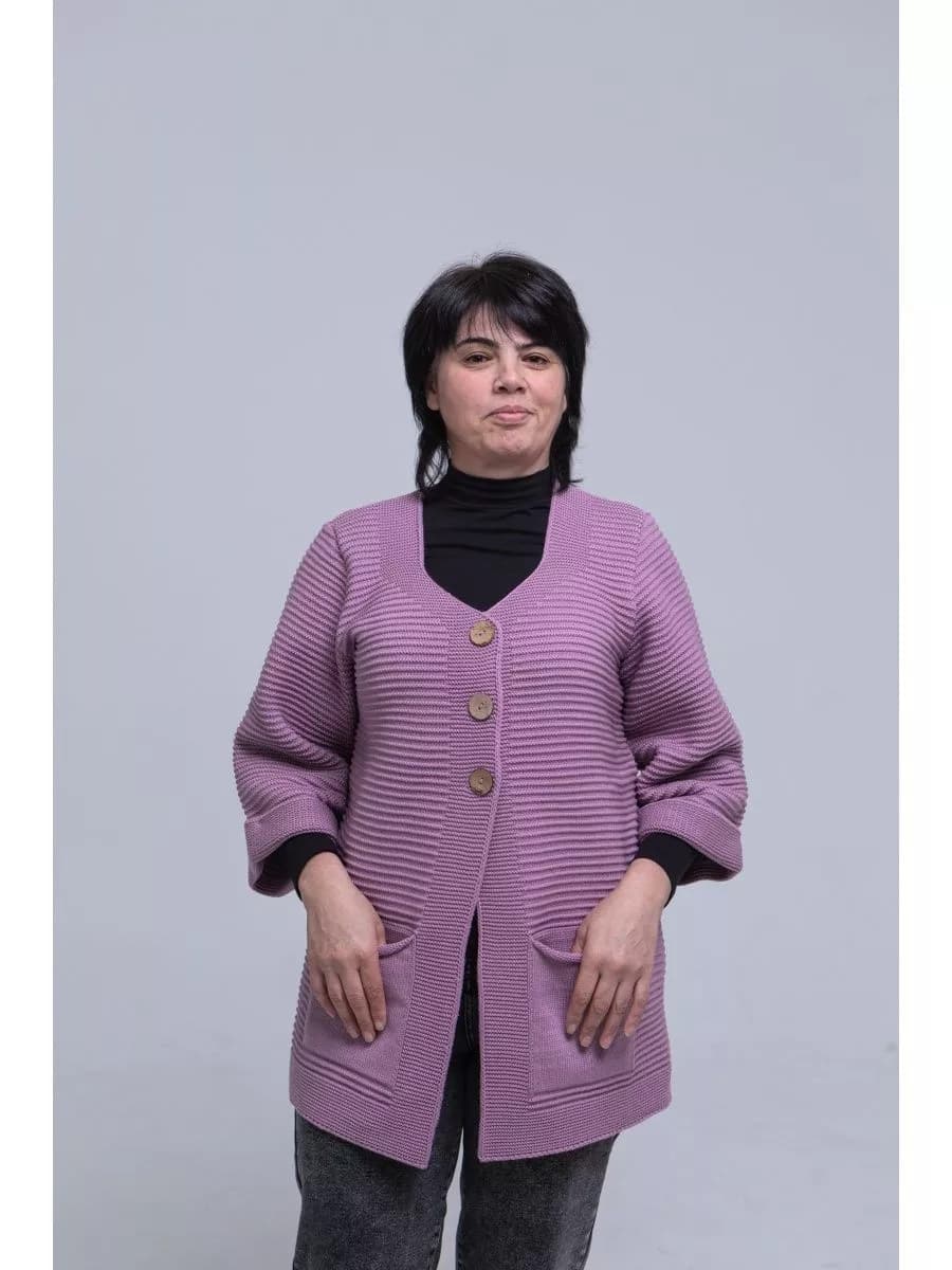 Кардиган на пуговицах с карманами больших размеров