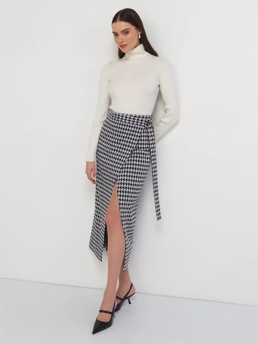 Юбка на запах длинная с разрезом