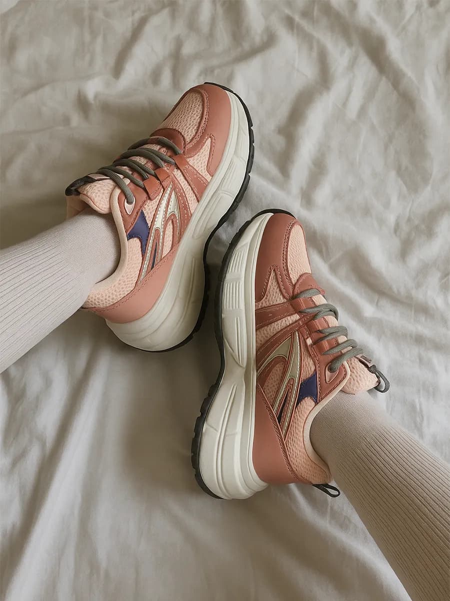 Кроссовки на платформе