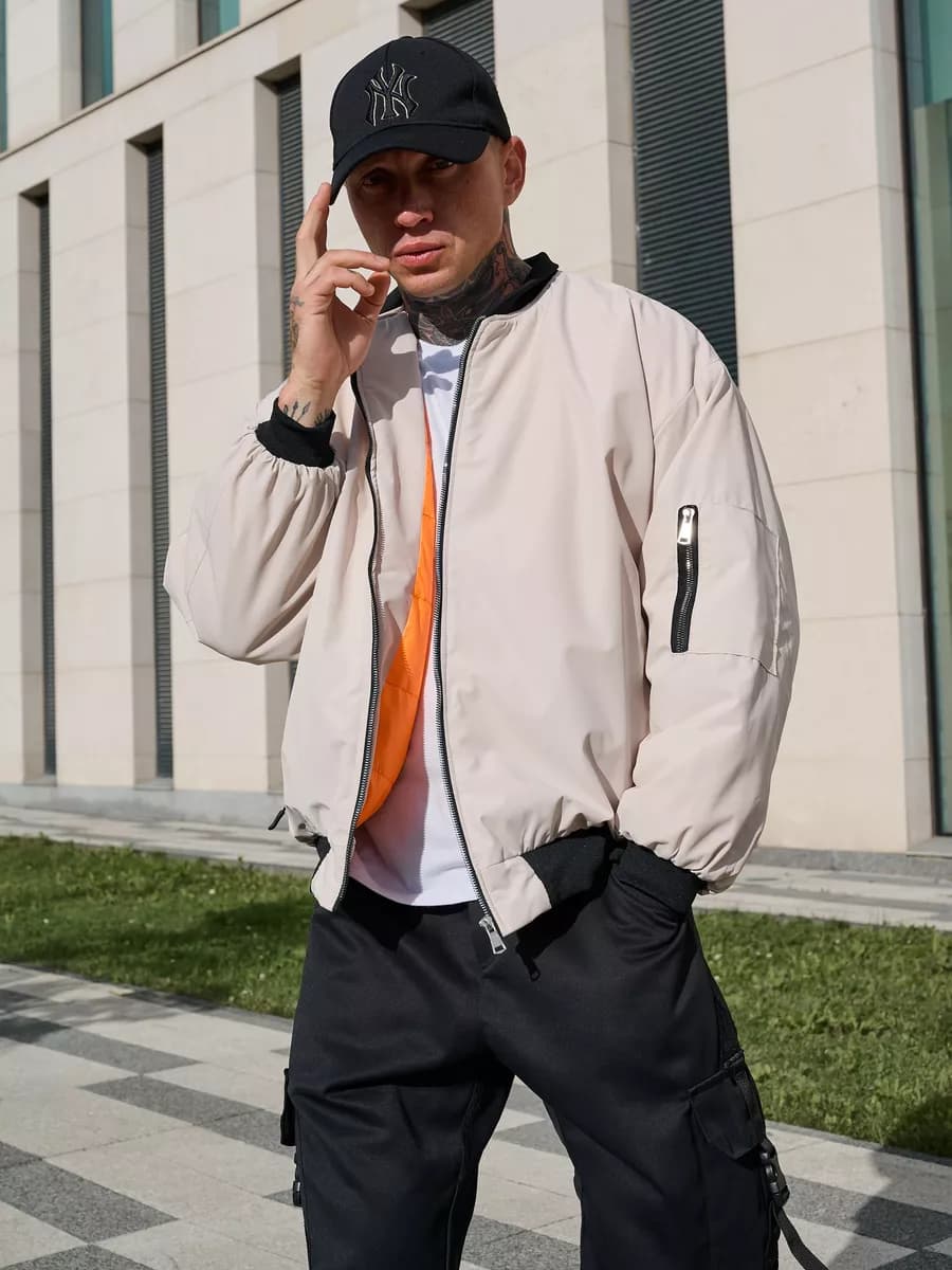 Бомбер демисезонный оверсайз ветровка