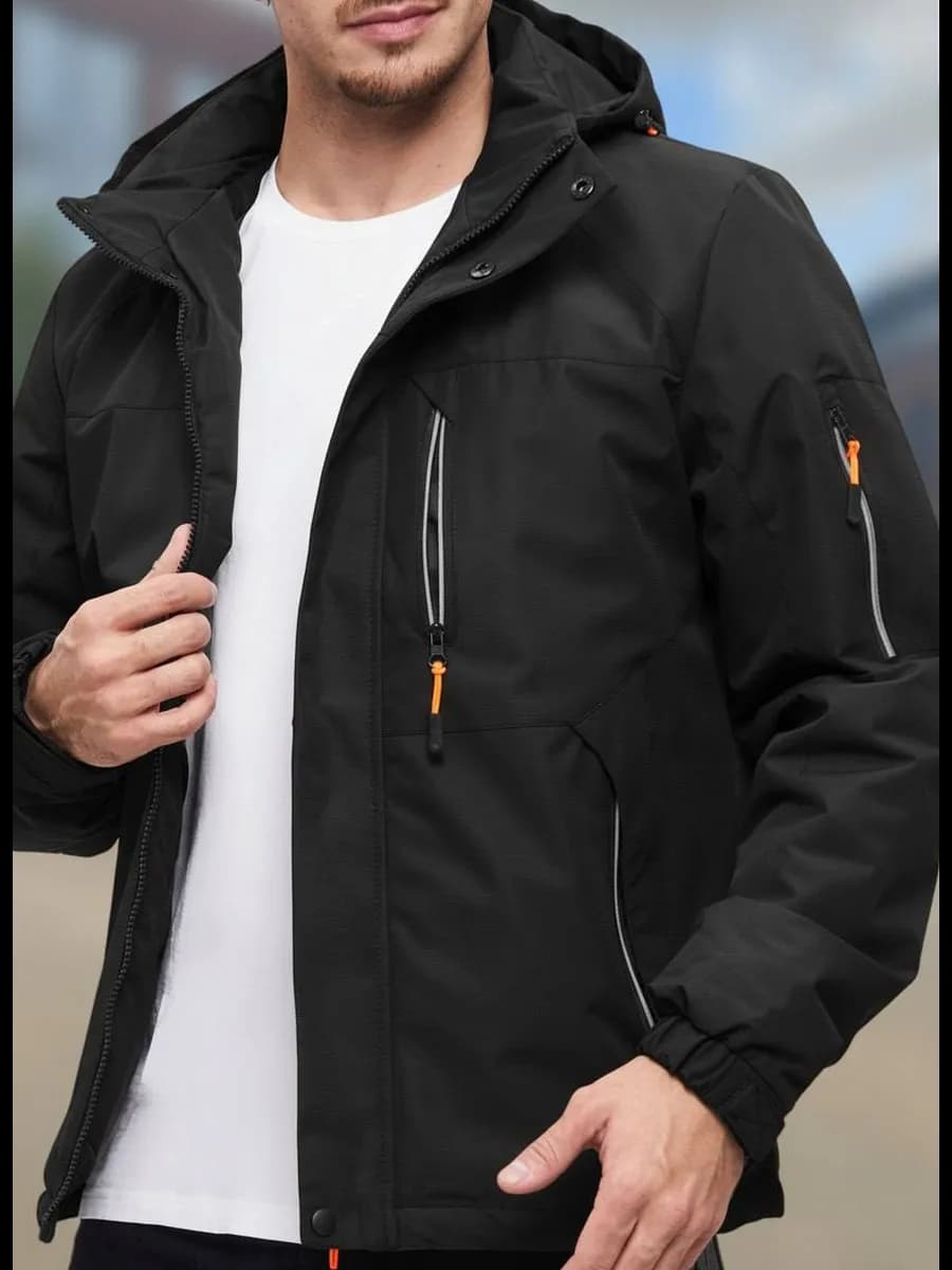 Куртка демисезонная с капюшоном