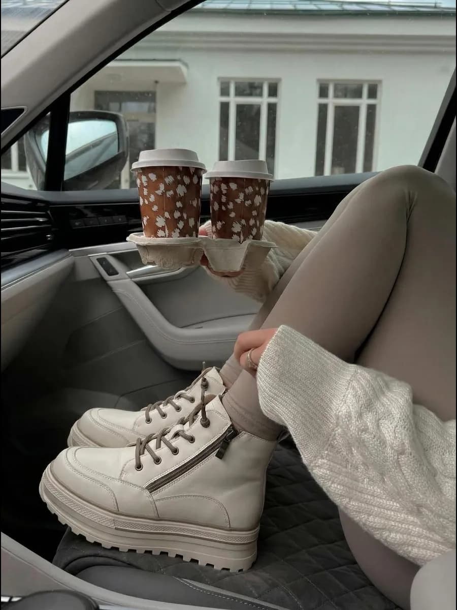 Ботинки зимние на платформе