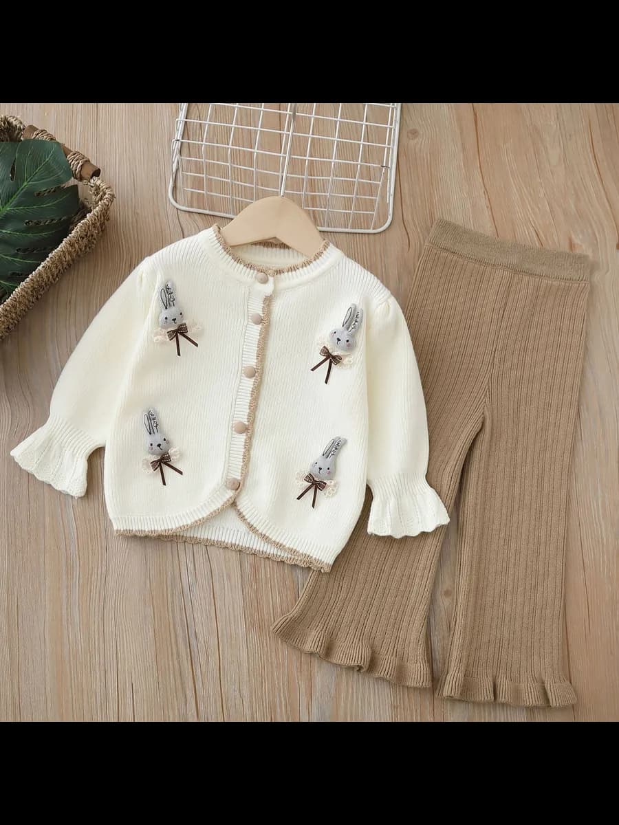 Теплый вязаный костюм с брюками