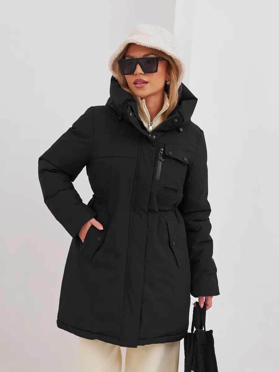 Парка зимняя с капюшоном