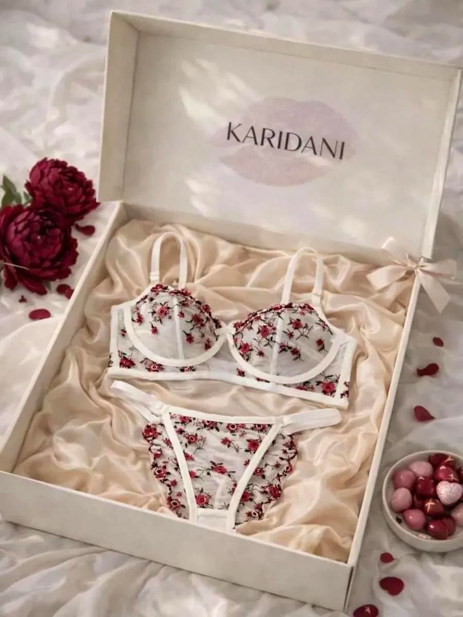 Нижнее белье комплект кружевной