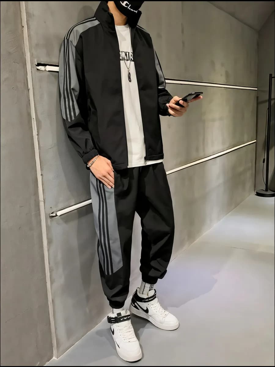 Спортивный костюм летний плащевка на молнии